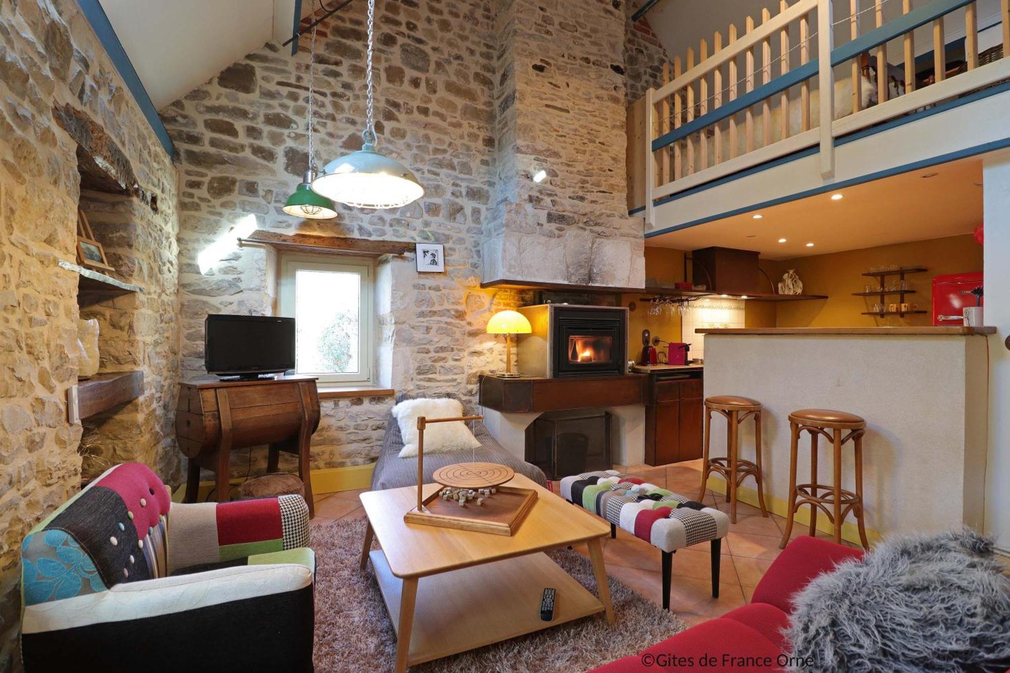 La Cage Aux Oiseaux Bed and Breakfast La Lande-de-Goult Eksteriør billede