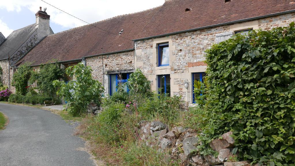 La Cage Aux Oiseaux Bed and Breakfast La Lande-de-Goult Eksteriør billede