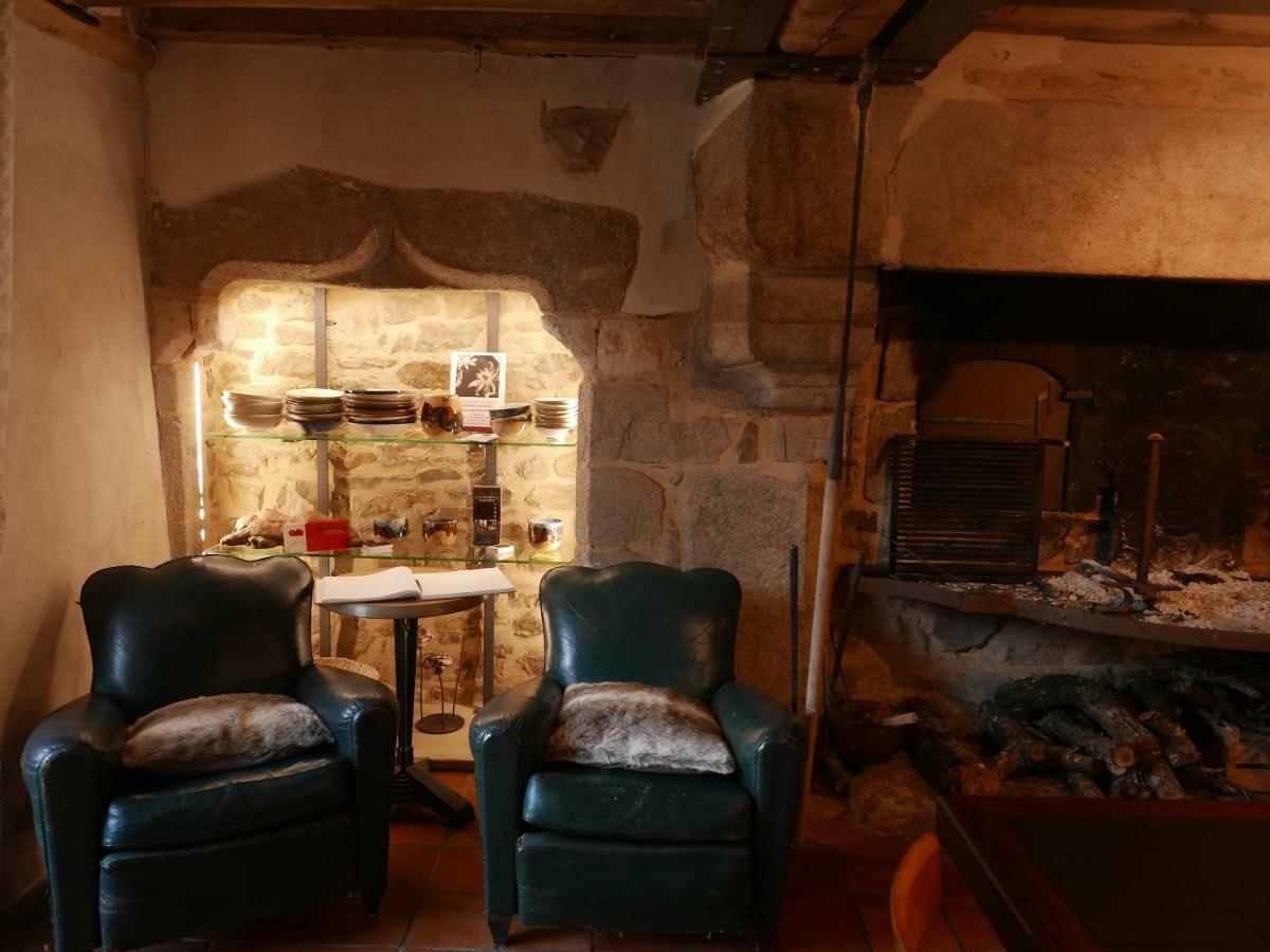 La Cage Aux Oiseaux Bed and Breakfast La Lande-de-Goult Eksteriør billede
