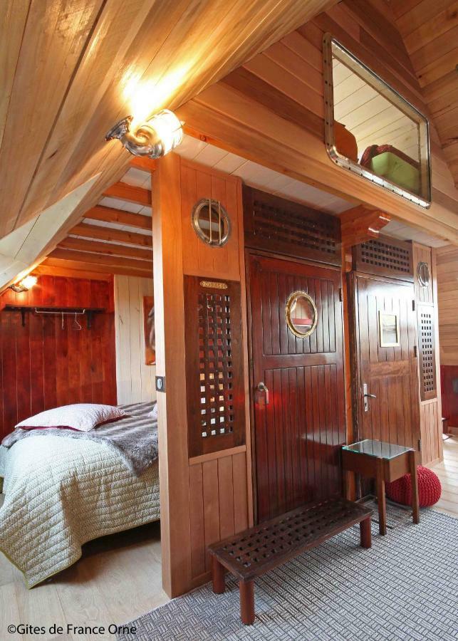 La Cage Aux Oiseaux Bed and Breakfast La Lande-de-Goult Eksteriør billede